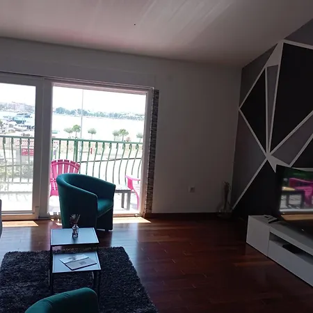 Penthouse Apartment With A Great View Podstrana Exterior photo
