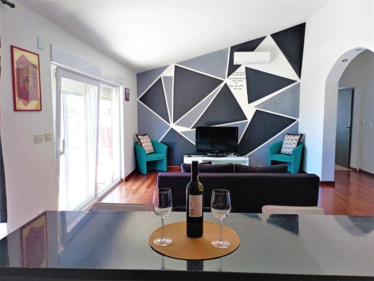 Penthouse With A Great View Apartment Podstrana